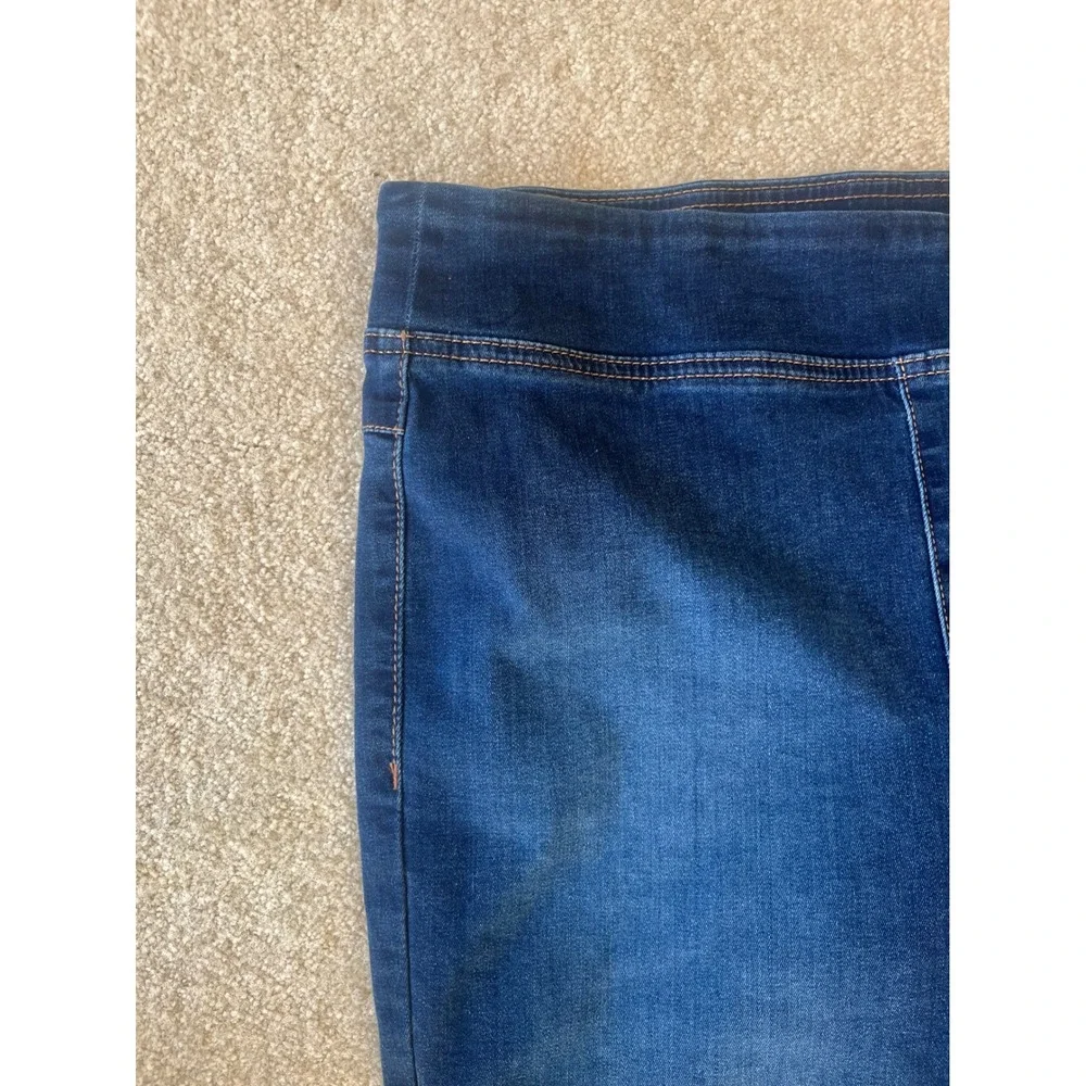 We The Free High Rise Flare Jeans Dark Wash Stretchy Comfort Size M - Picture 6 of 10
